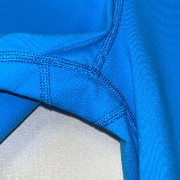 Lululemon crops LNC. Size 12. Beautiful blue color
LL18 - Picture 2 of 7